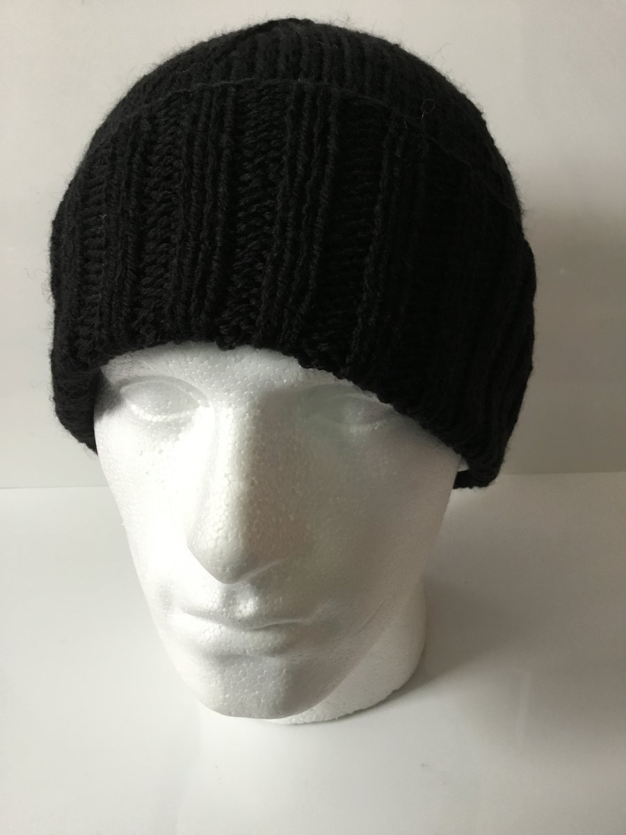 Men's Black 25% Wool Aran Beanie Hat - Hand Knitted in Scotland