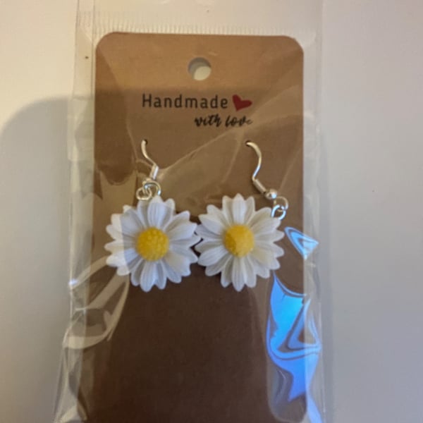 Sterling Silver Earrings - Daisies - Brand New & Sealed!!