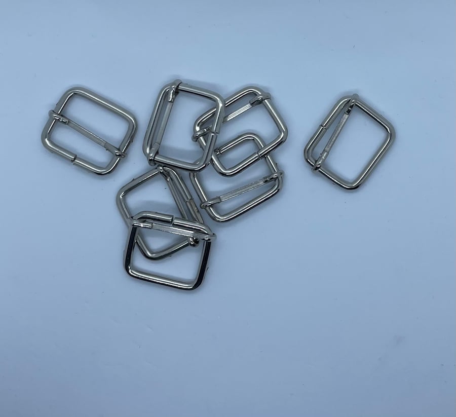 Sliding Bar Silver Colour S16