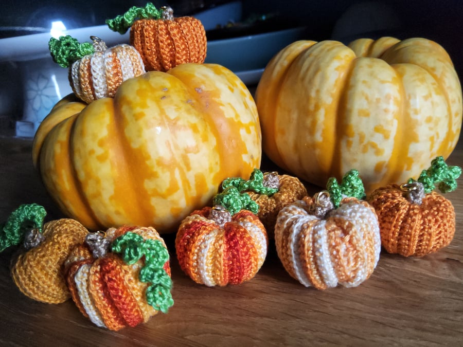 Tiny Crochet Pumpkin Baubles