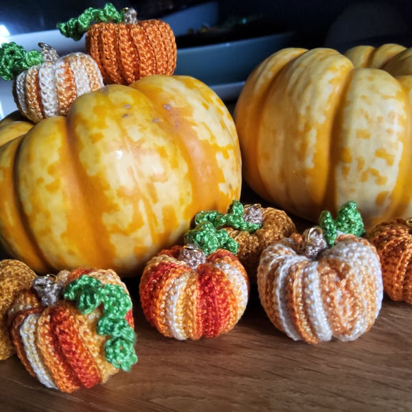 Tiny Crochet Pumpkin Baubles