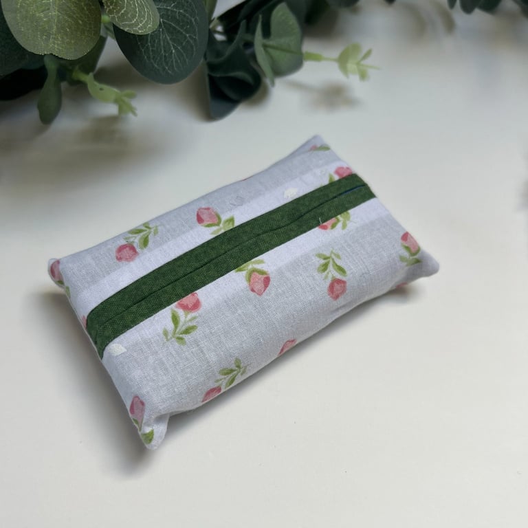 Tissue Holder: Pink Flower