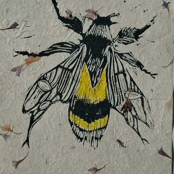 "Bright bee" linoprint A5 with acrylic.