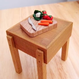 1:12 Scale Miniature Vegetable Chopping Board - Food