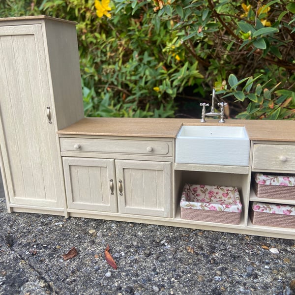 Dolls house kitchen sink unit handmade 1:12 scale