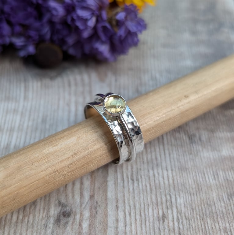 Silver Hammered Spinner Ring with Citrine Gemstone - JBJ9015