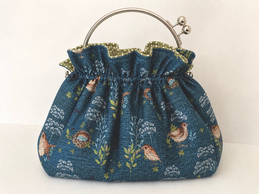 Quirky Handmade Kiss Clasp Frame Handbag 