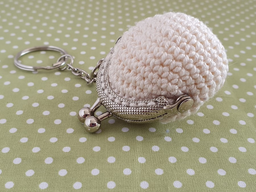 Crochet Mini Purse Keyring Keychain Cream