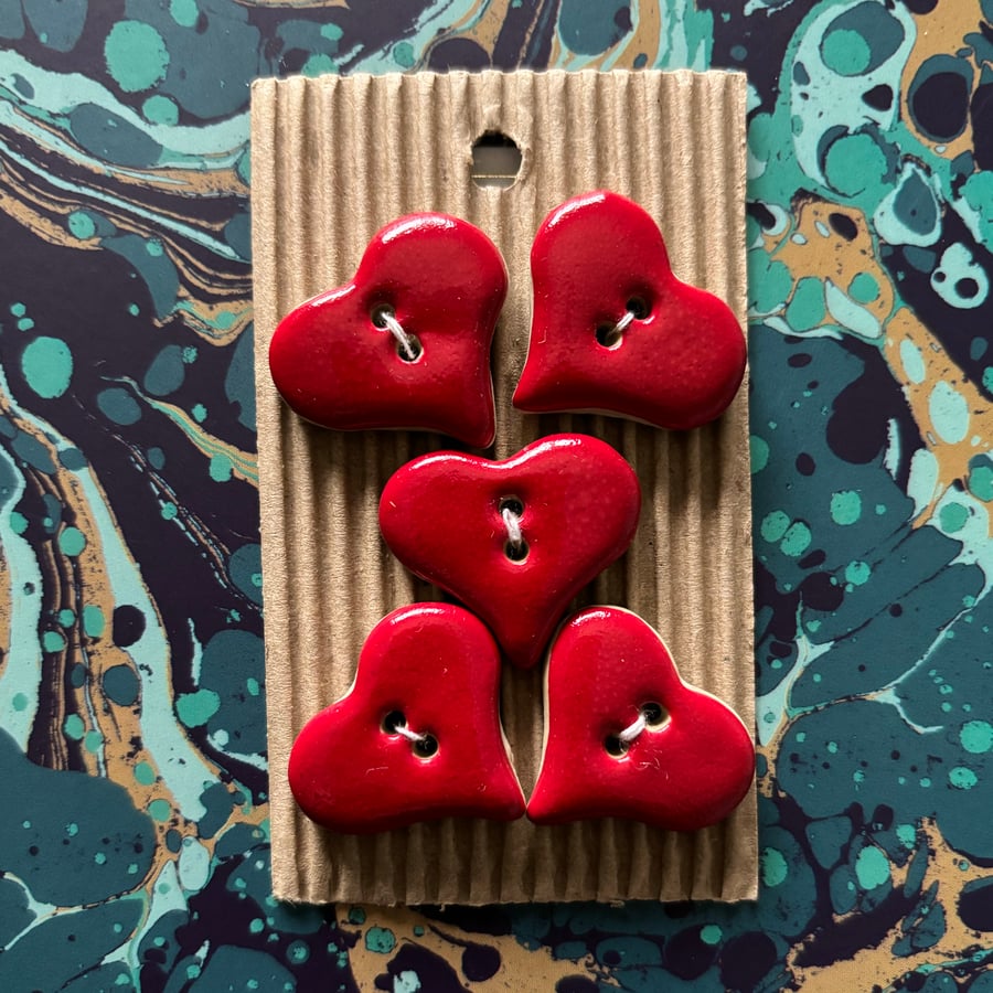 Red Heart Buttons 1 inch    - set of 5