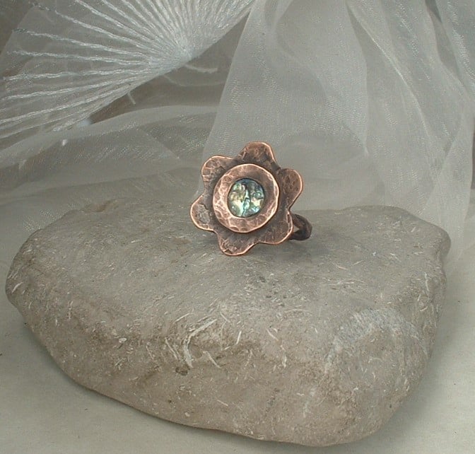 Rustic Copper Flower Finger Thumb Ring with Mother of Pearl Shell