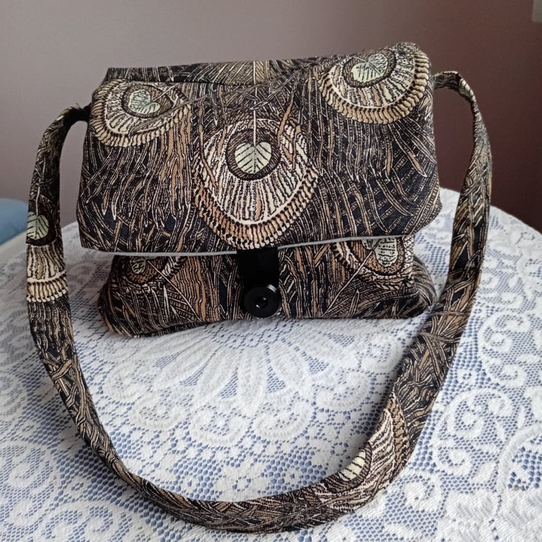 Liberty linen "Hera" shoulder bag. Black, brown, grey shoulder bag