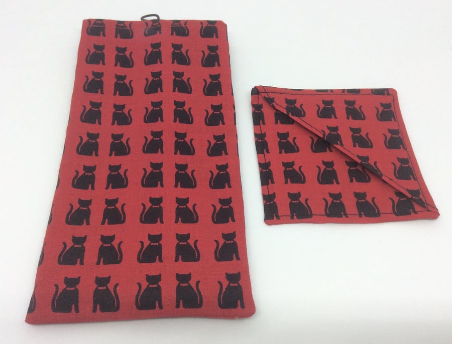 Beautiful bundle, Glasses case and book mark, black cats on red fabric
