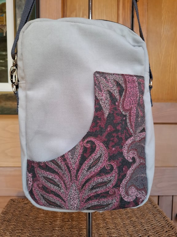 Grey velvet boxy bag