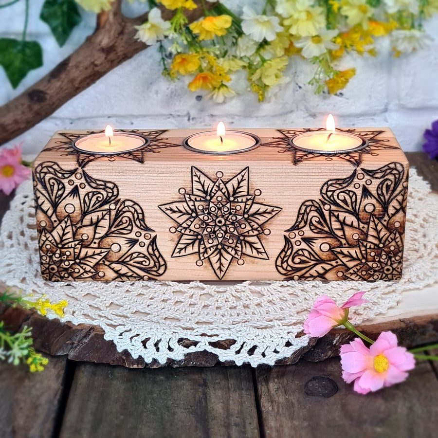 Pyrography mandala triple tealight holder