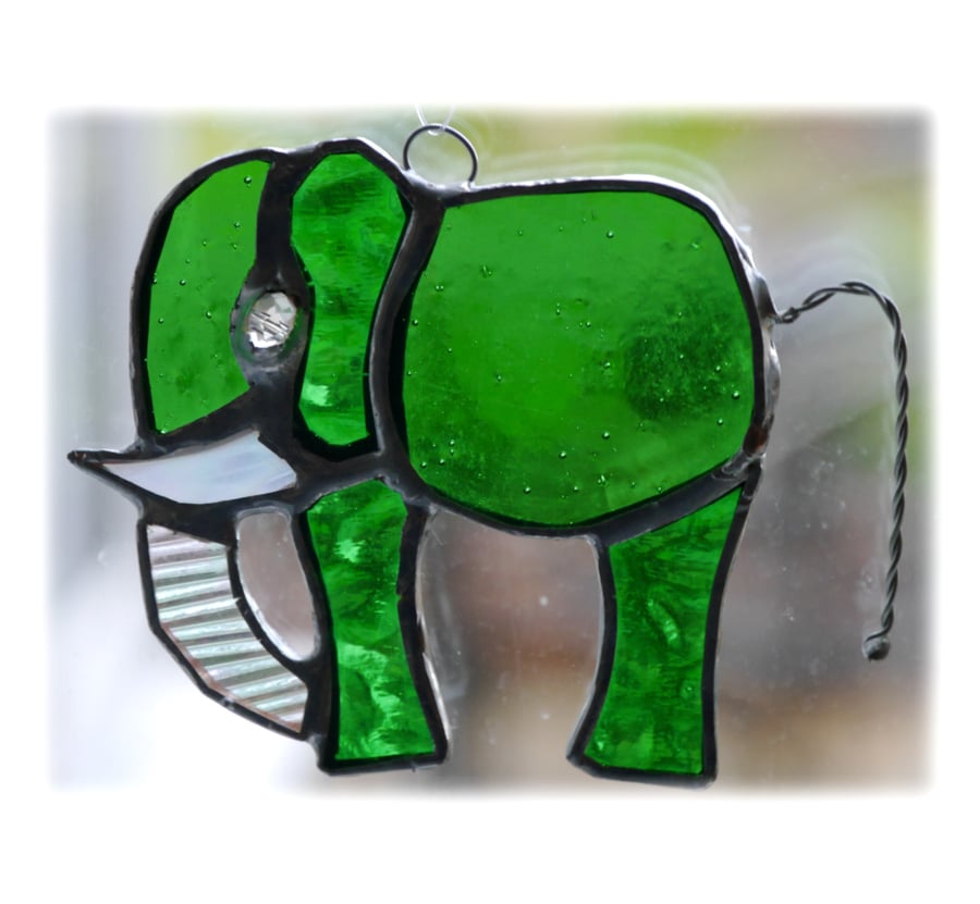 Elephant Suncatcher Stained Glass Green 081