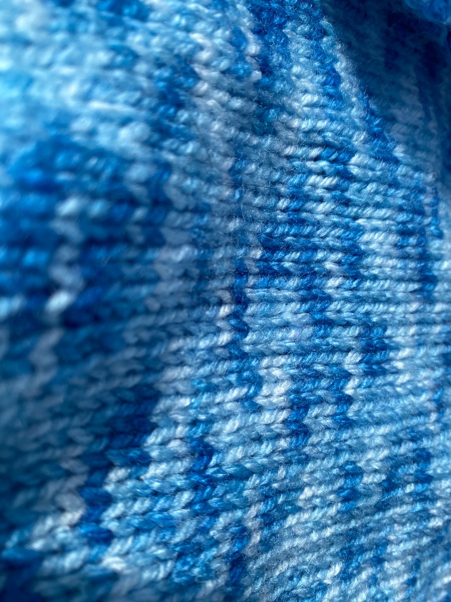 Baby Blues Jumper, Handknitted. 0-3 months