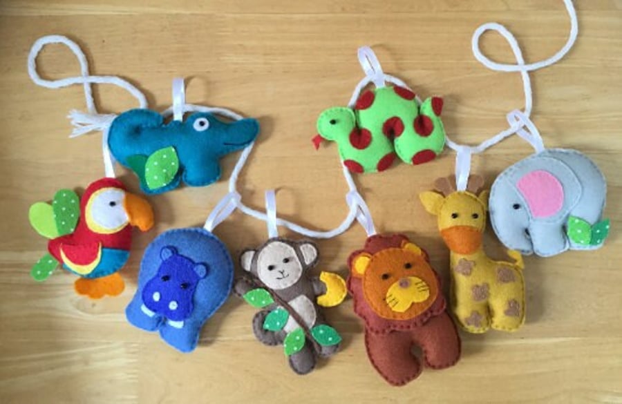 Jungle Animal Felt Garland, Nursery Decor, New Baby Gift, Hand Stitched Wall Art