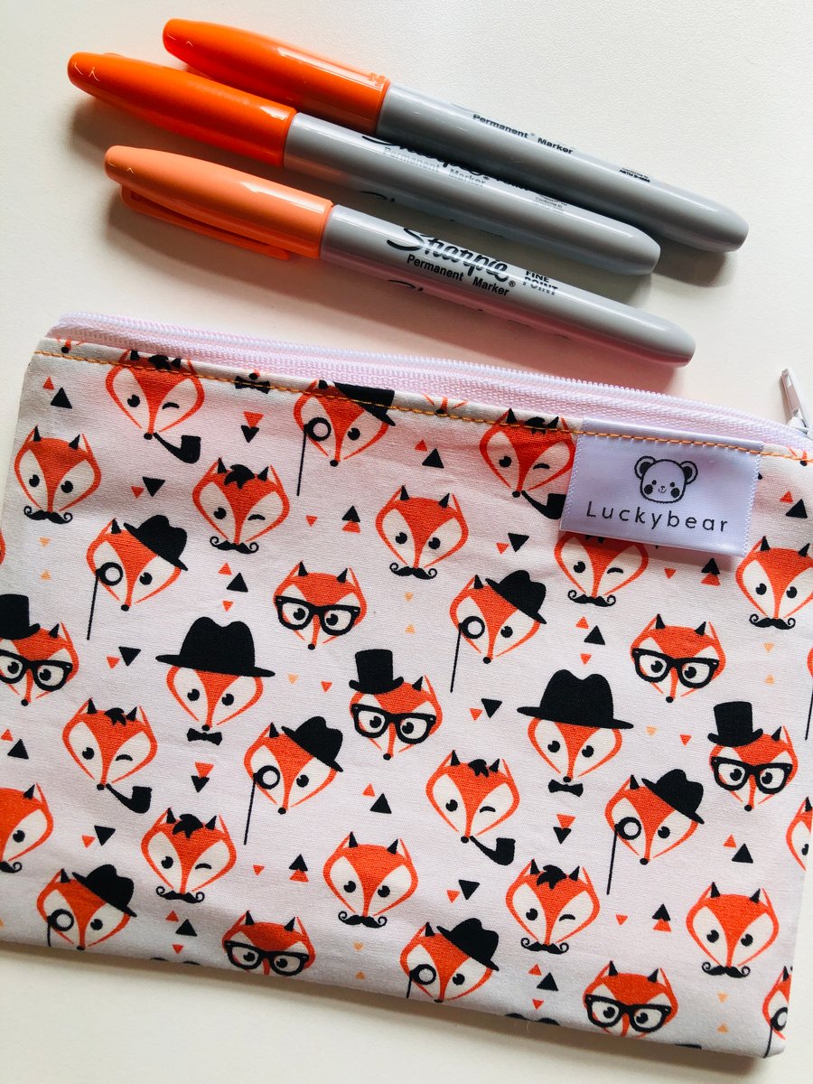Fox print zip pouch (small); quirky fox print pouch
