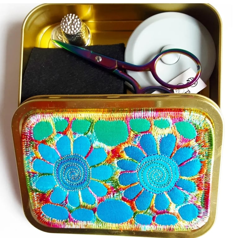 Sewing Notions Travel Sewing Tin