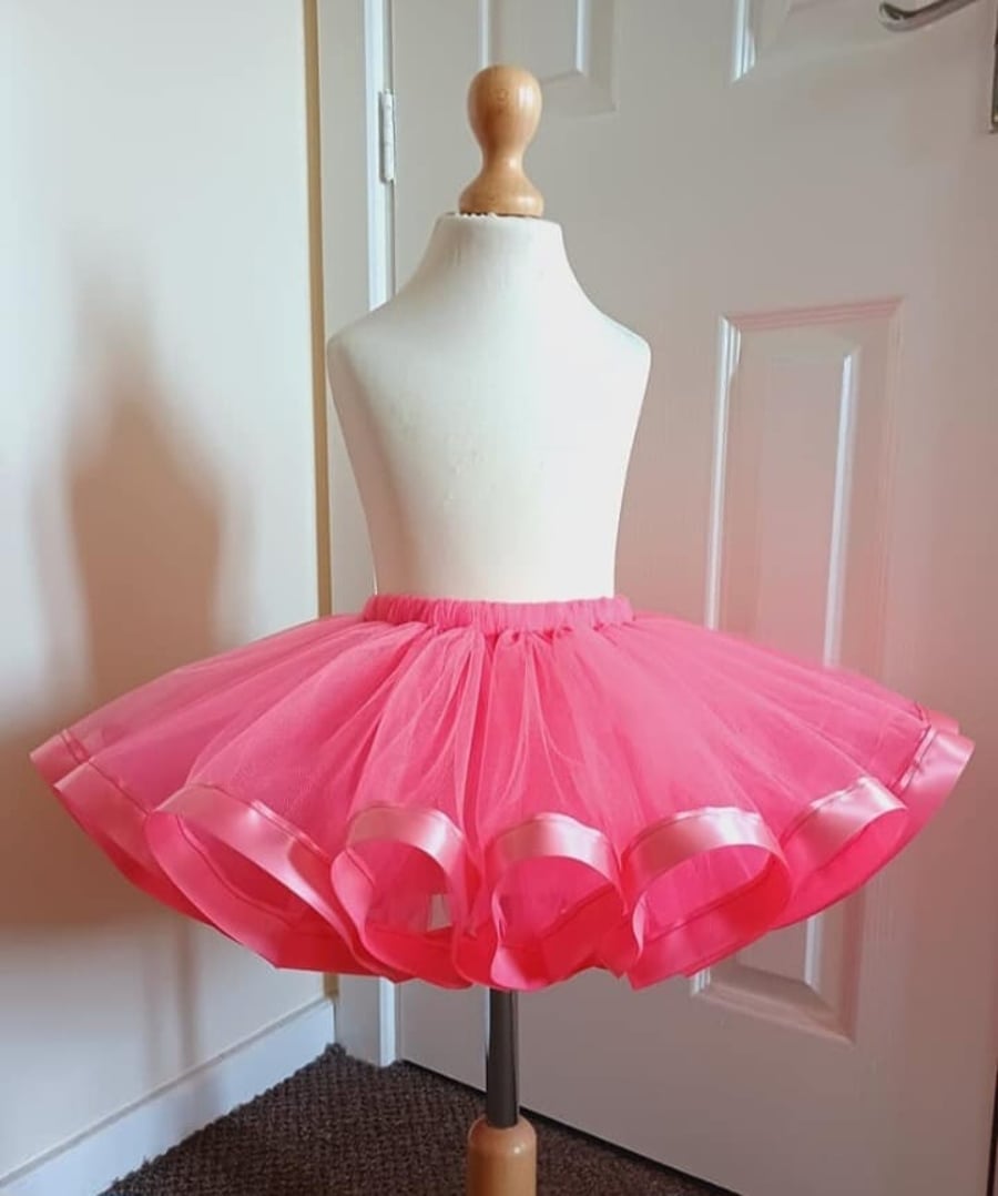 Girl's Hot Pink Tutu Skirt - Ages From 0-6 Months to 6-7 Years UK