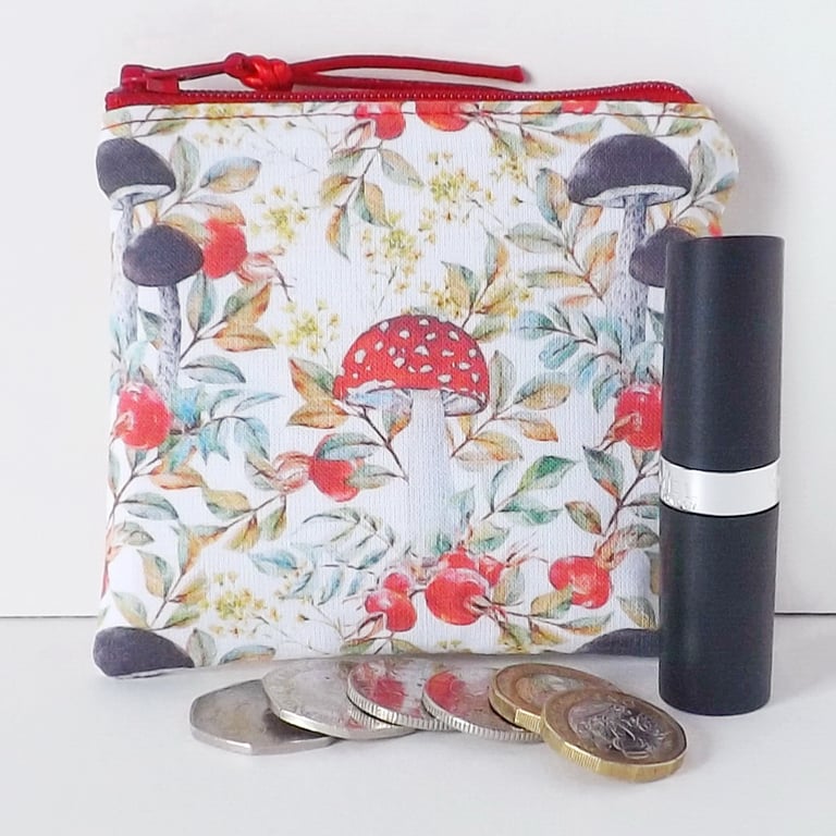 Coin purse, small purse, mushrooms, toadstools