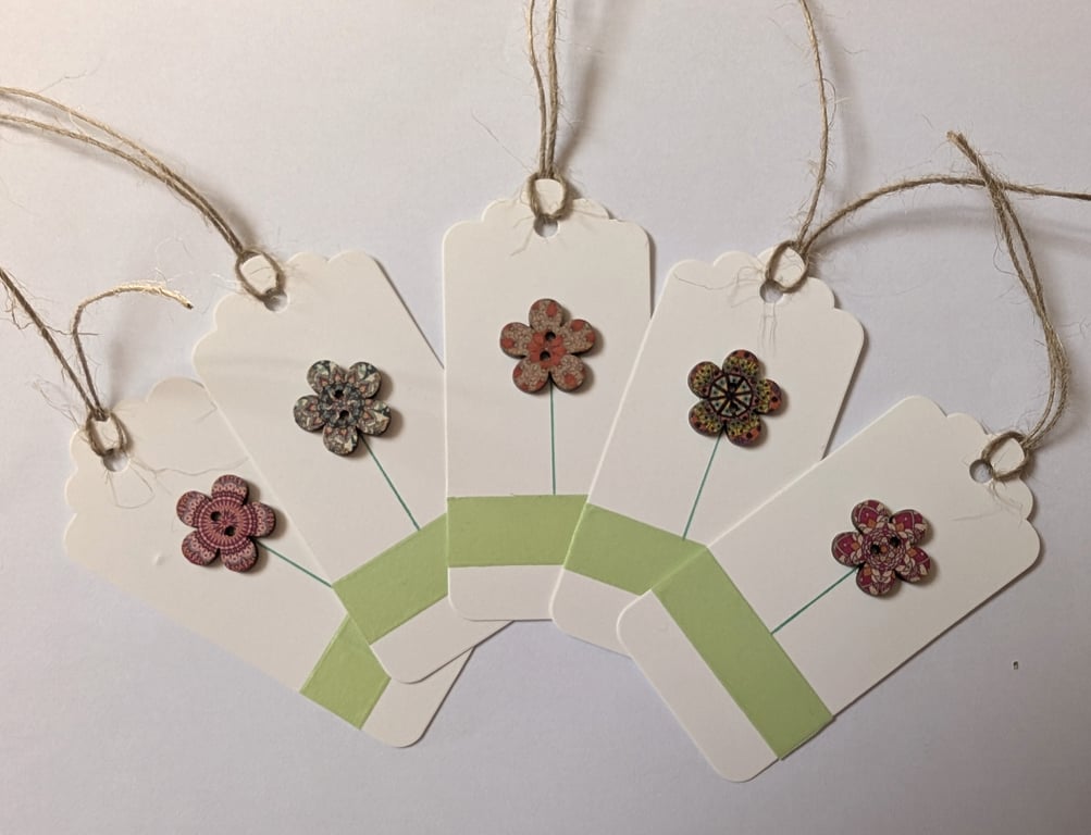 Homemade gift tags made with buttons in packs of 5 - pretty flower green grass