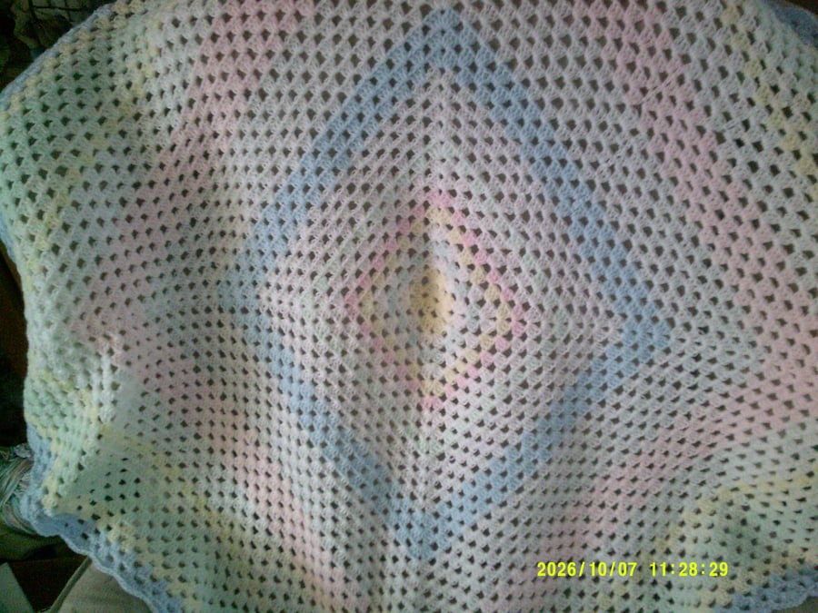 Vintage Style Granny Square Blanket