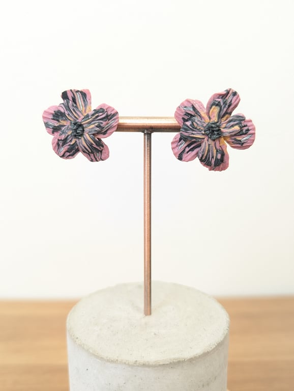 Pink flower stud earrings