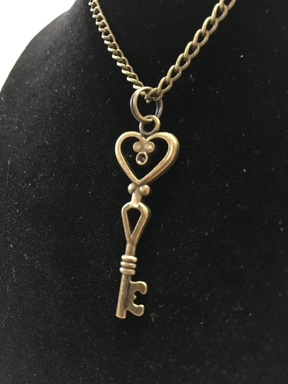 Bronze Key Necklace DnD Magical Item