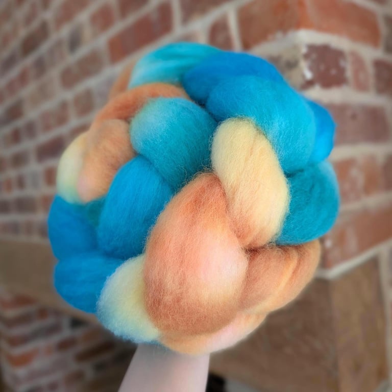 Hand Dyed Bluefaced Leicester Top 97g Spinning Fibre - Kingfisher No. 2