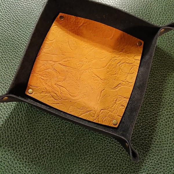 Handcrafted Leather Valet Trays 