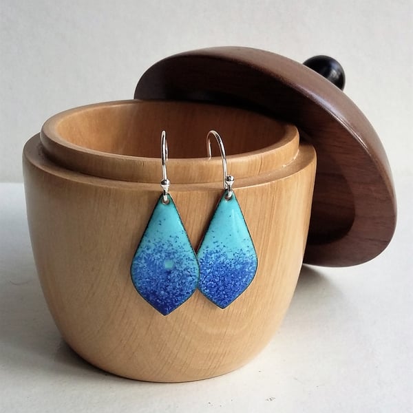 Blue pointed teardrop earrings in enamelled copper 179