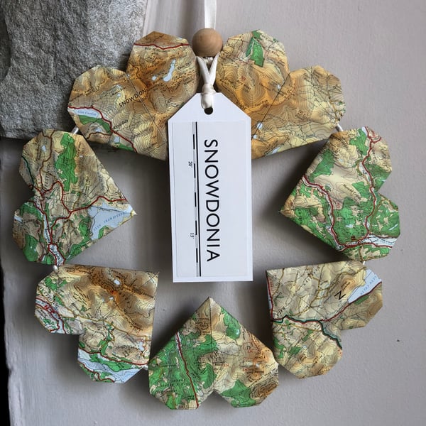 Origami loveheart wreath, Snowdonia