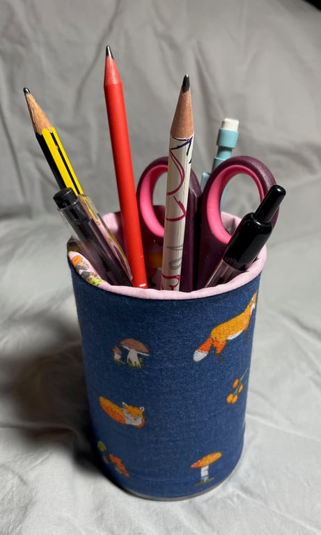 Pen and pencil pot