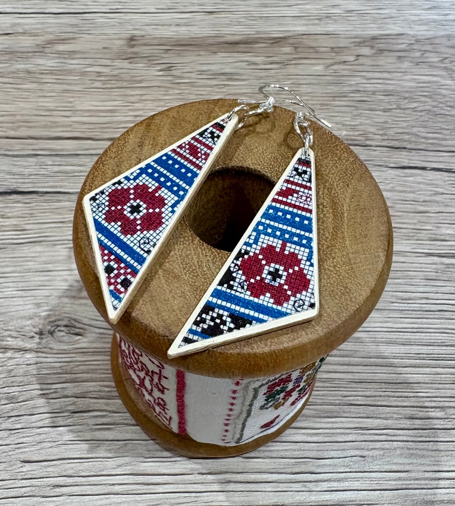 Upcycled wood earrings - cross stitch 