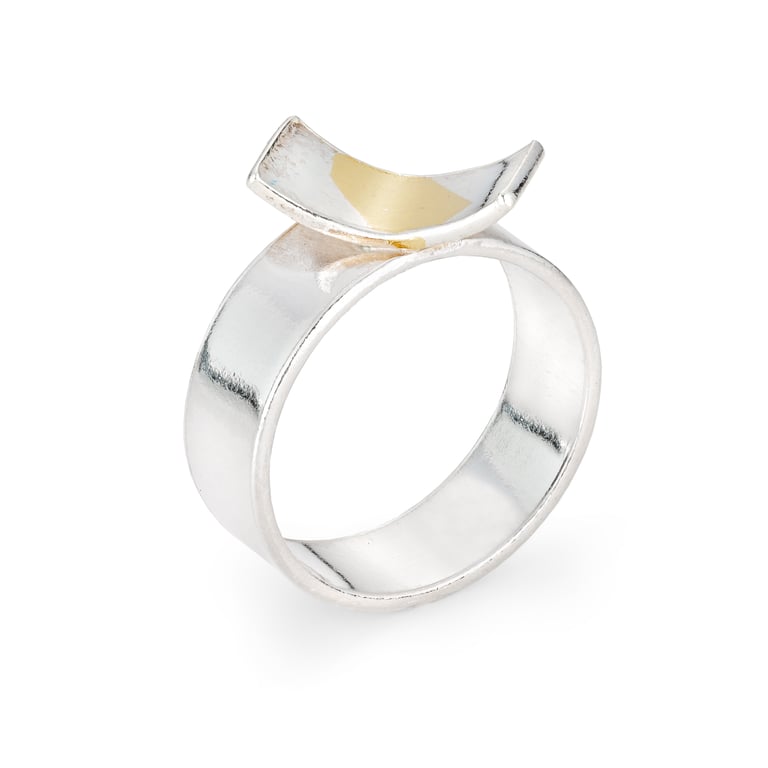 Gaudi by Fedha - polished sterling silver ring with Keum Boo detailing