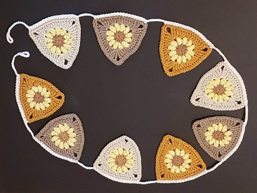 Crochet sunflower bunting