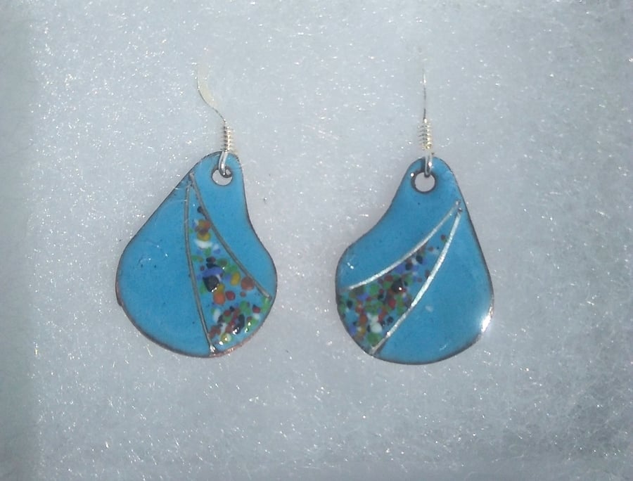 KIDNEY SHAPED ENAMELLED EARRINGS - SMALL & DAINTY WITH SILVER WIRE