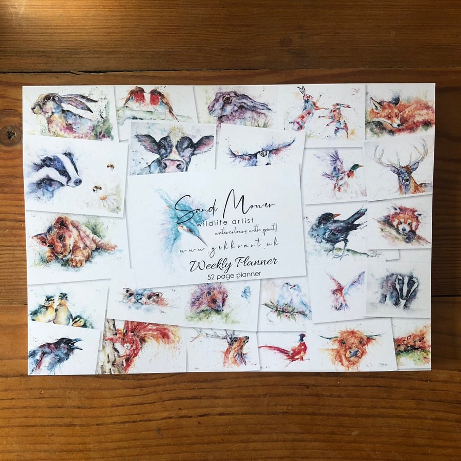 52 Page Weekly Planner, A4 Size, Wildlife Art Desk Pad, Dateless Tear Off Pages,