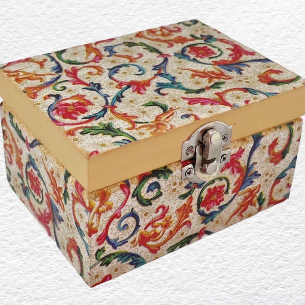 Floral Decorated Wooden Trinket Keepsake Box 12cm