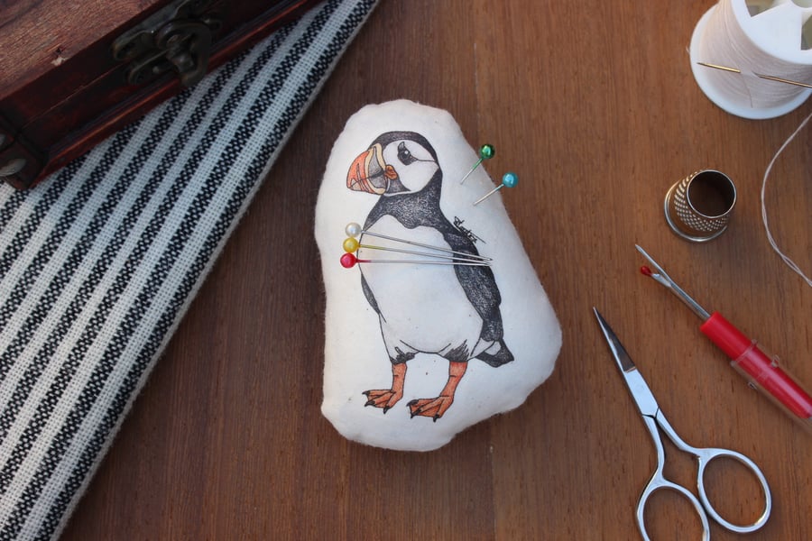 Puffin Welsh Tweed Magnetic Pin Cushion - Bird Plush Needle Minder Gift