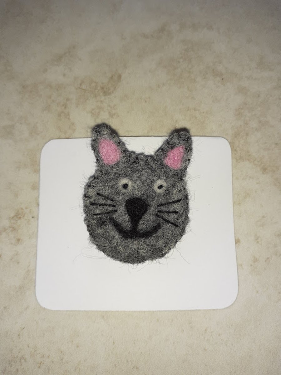 Needle Felted Cat Brooch