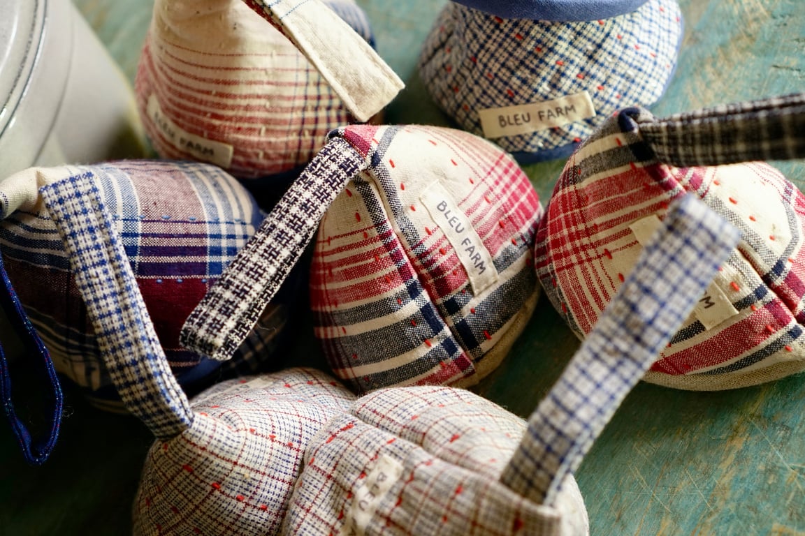 Pair of Fabric Cone-shaped Pot Holder Kitchen Accessories Cast Iron Mittens