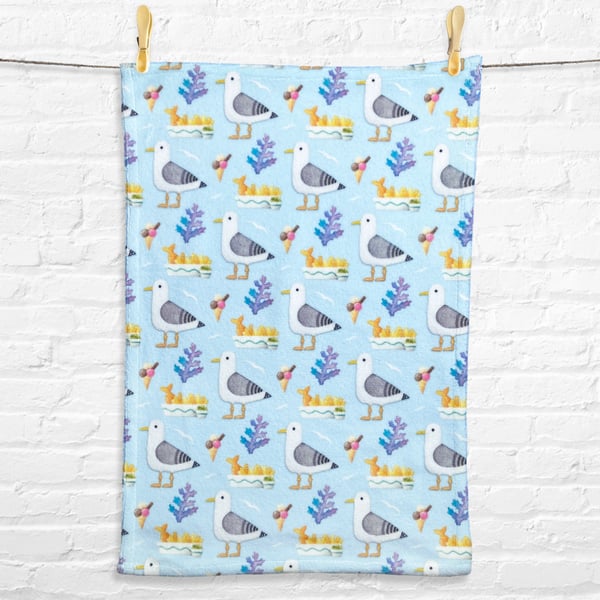 Seagull Hand Towel - Soft & Fluffy - Seaside Kitchen or Bathroom Towel