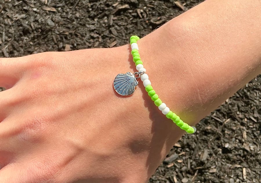 Seed Bead Bracelet. Glass Bead Bracelets. Boho Style Bracelet. Beach Bracelets. 