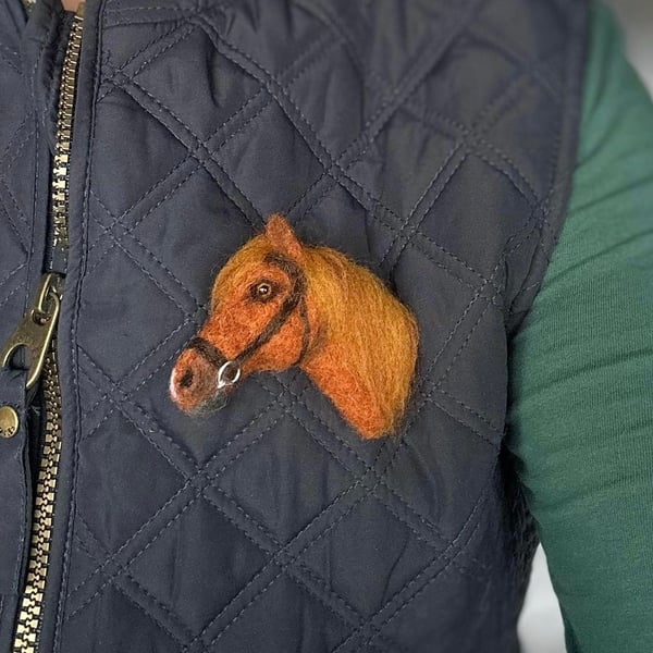 Needle Felted Chestnut Horse Head Brooch