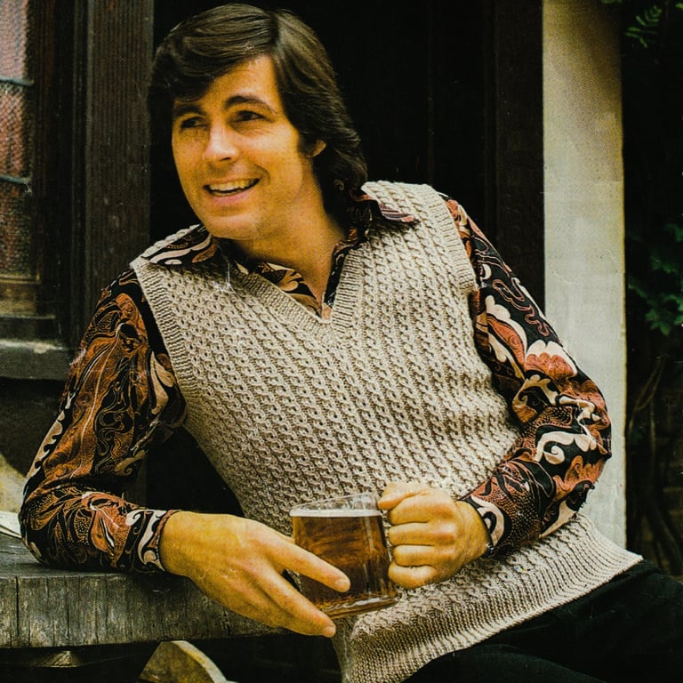 VINTAGE KNITTING PATTERN Mans Mock Cable Slipover 