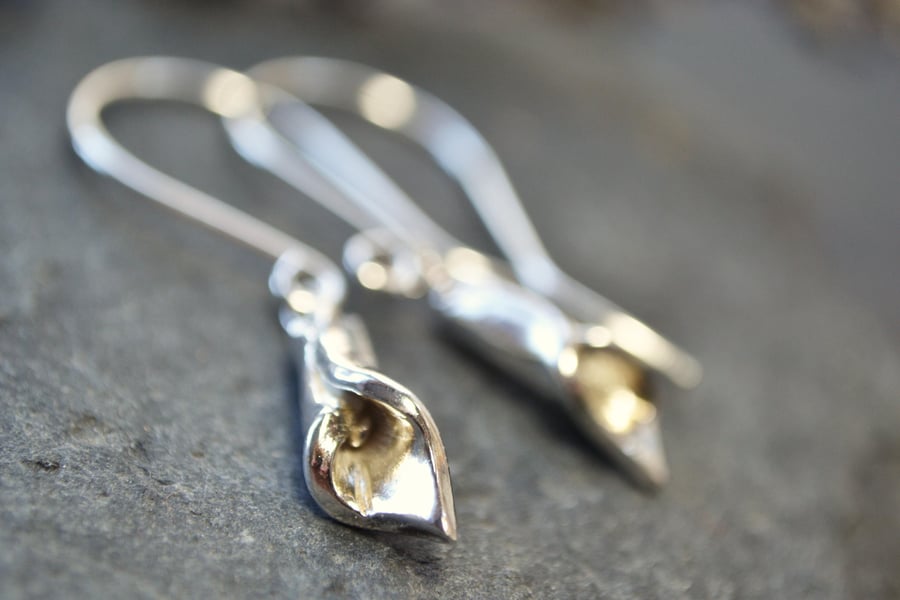 Calla Lily Earrings