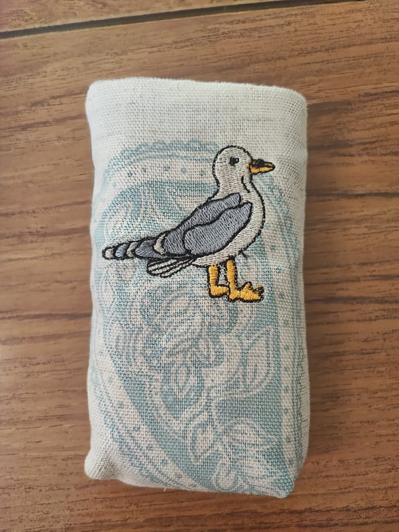 Tissue Holder pale blue and cream with embroidered seagull