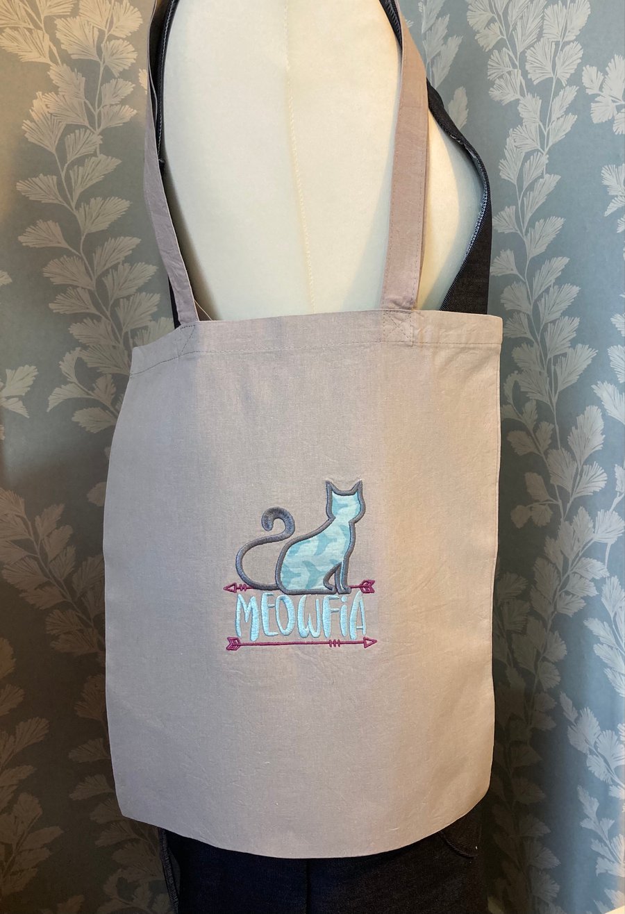Cat embroidered  tote bag  - Meowfia 